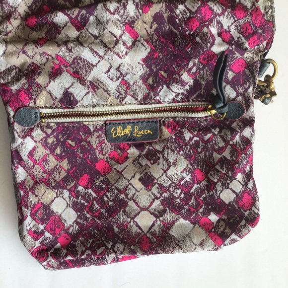 ELLIOT LUCCA NAVY BLUE CROCHET SHOULDER BAG - Picture 10 of 16